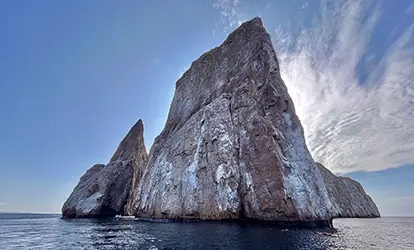 The Kicker Rock seen from behind.